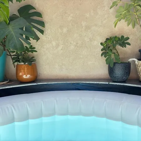 En Centre Avec Jacuzzi Gasthuis Nîmes
